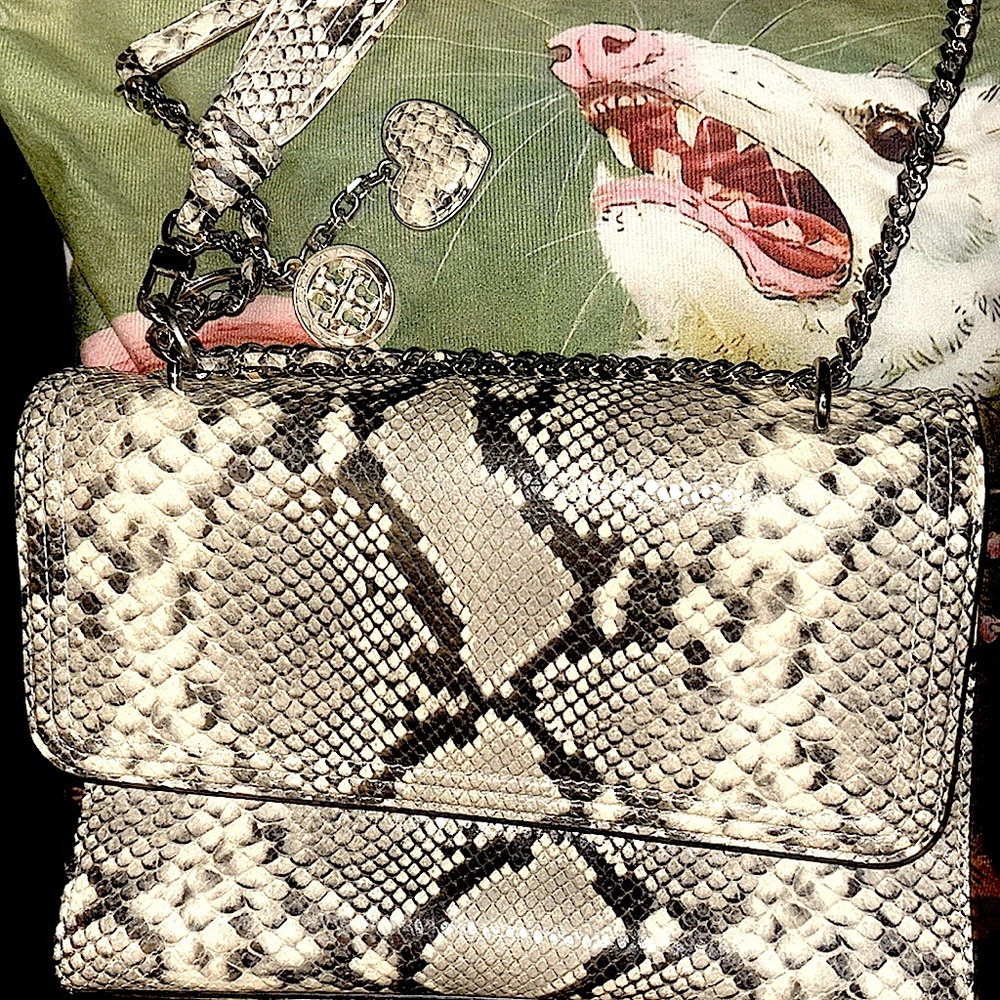 Ssspectacular🐍LIKE NEW🐍 Tory Burch snakeskin embossed crossbody convertible bag